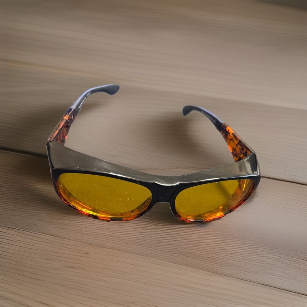 Eschenbach Solar Shield Fit-Over Sunglasses Yellow Contrast Filter Lens 27103T